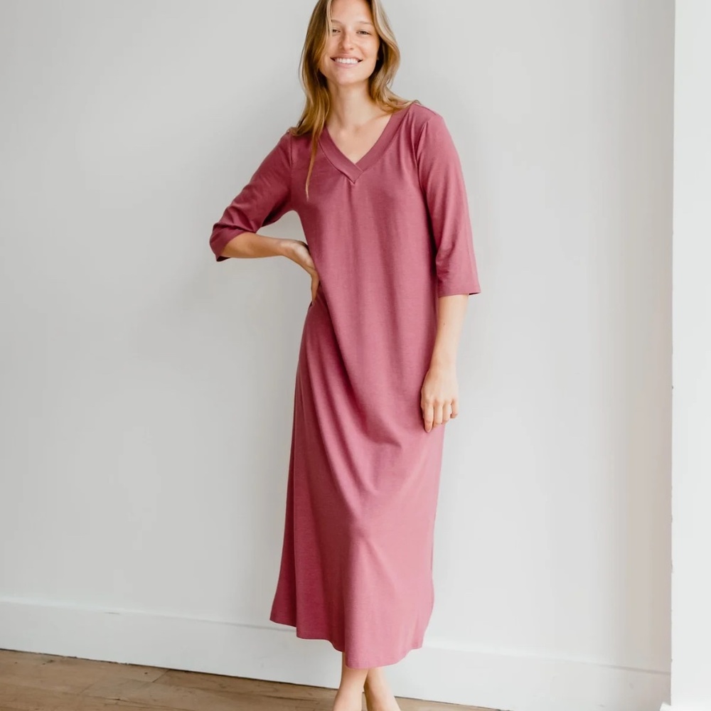 Mimu v neck dress brand new with tags